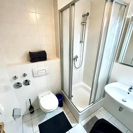 Staytime - Pine 德累斯顿